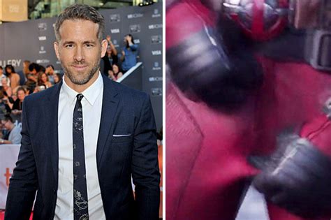 ryan reynolds fake nudes